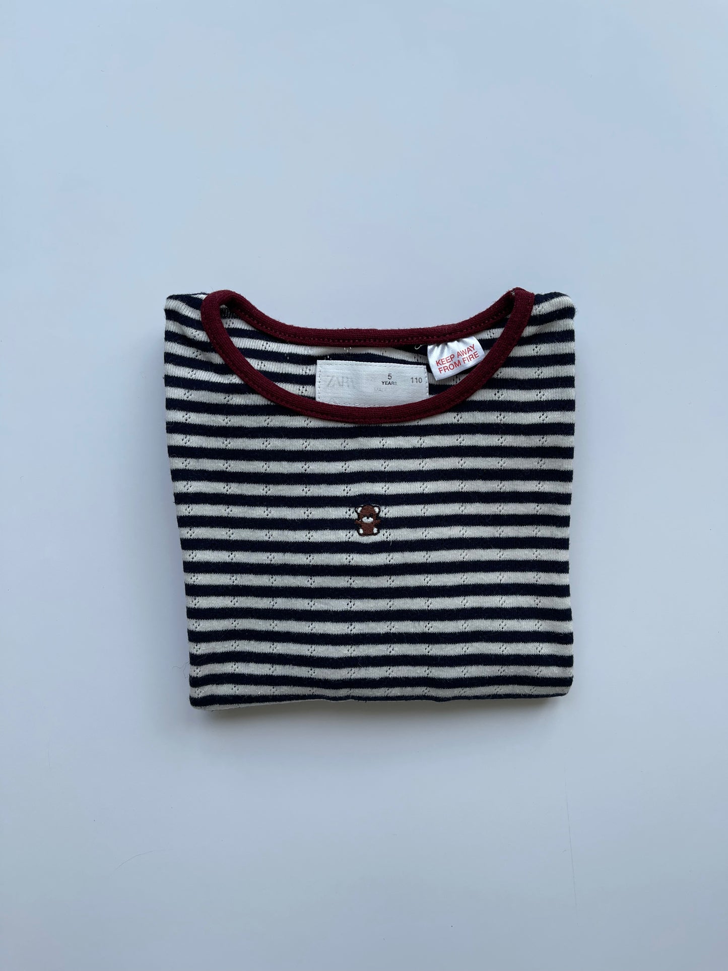 T shirt 4-5 years