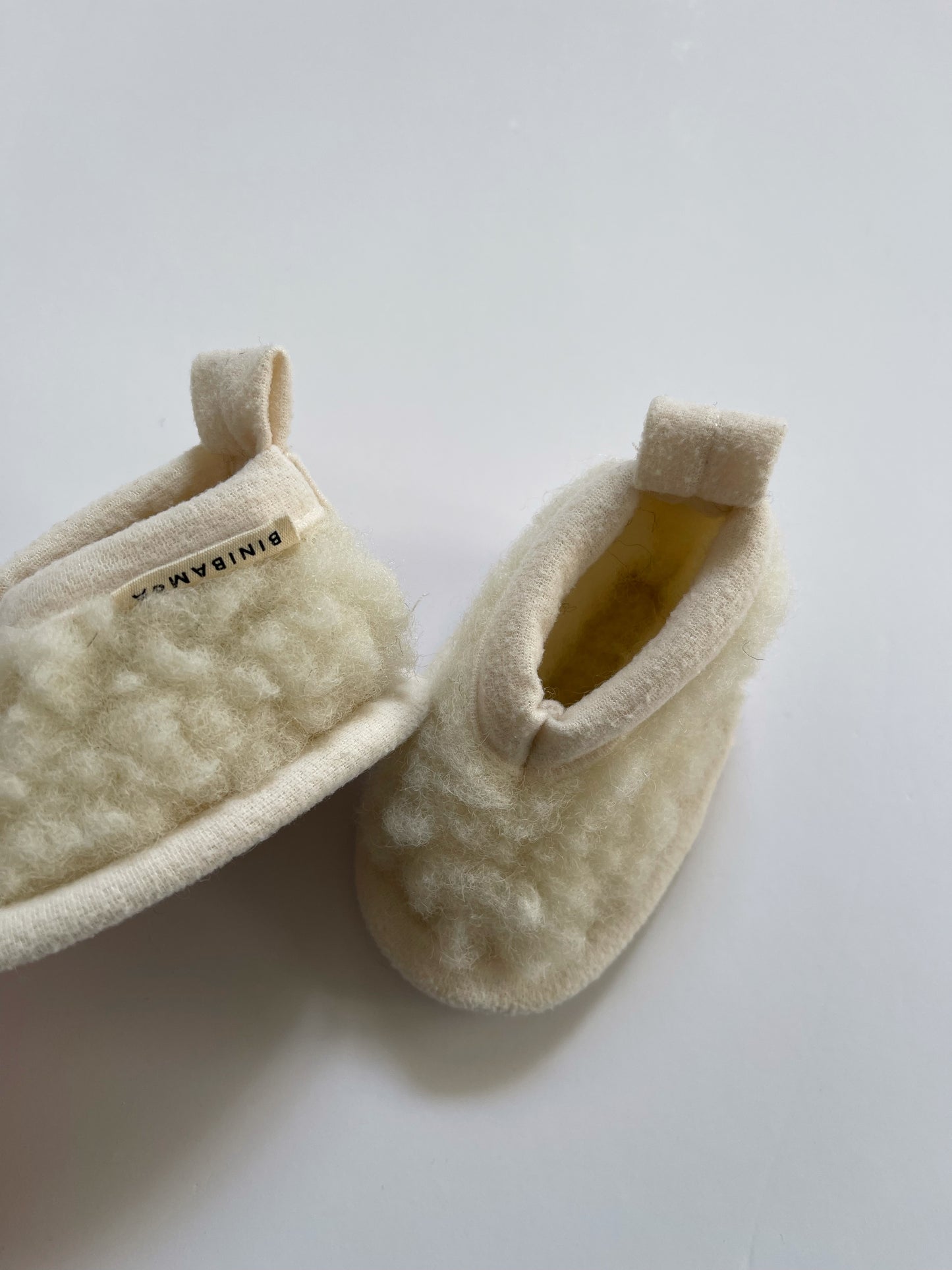 Milk booties 0-3 months