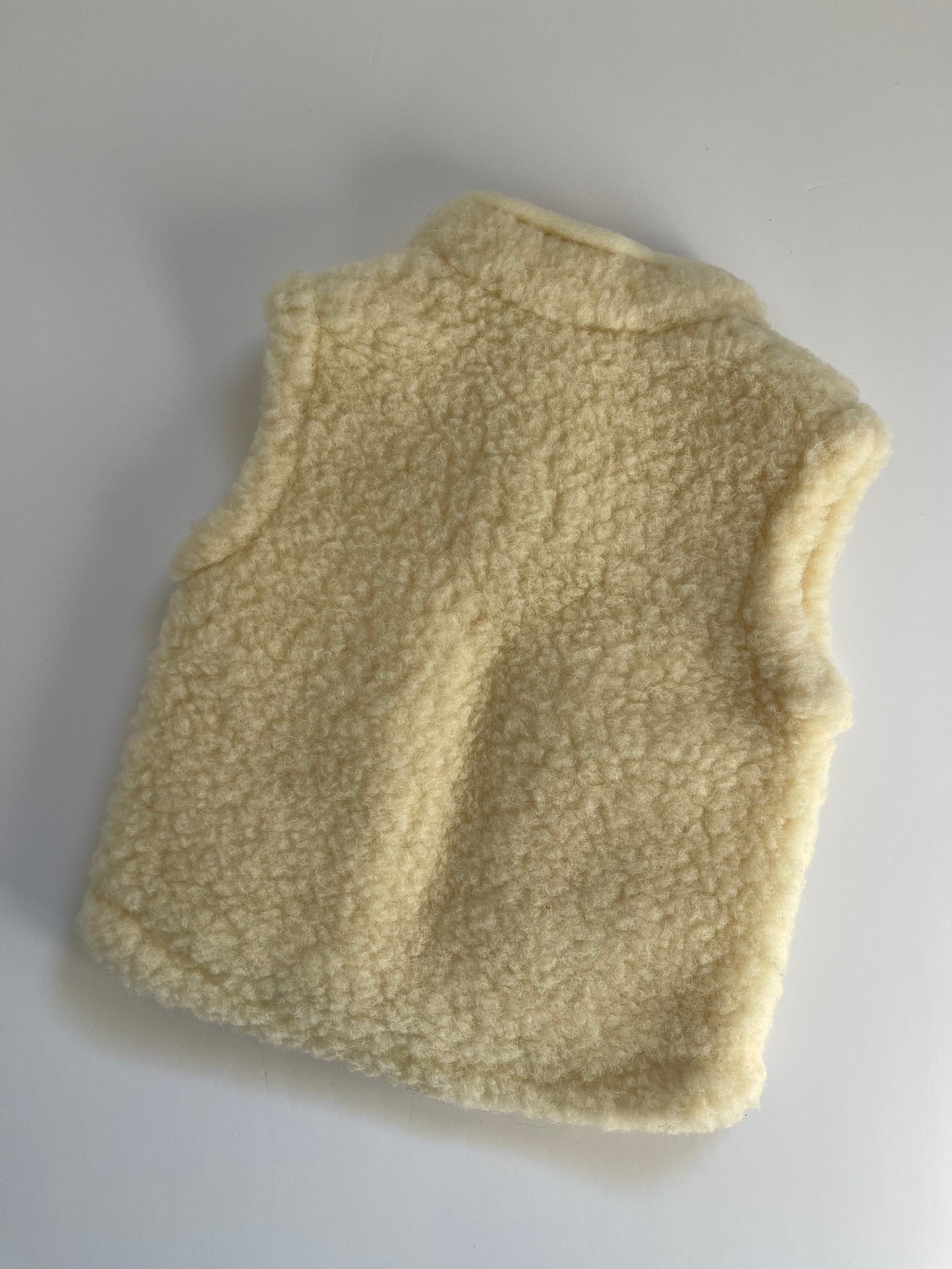 Wool gilet 1.5-2 years